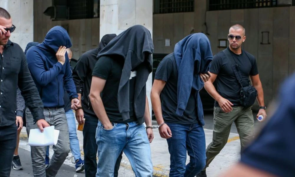 Τι γίνεται στην χώρα μας; Η άνανδρη επίθεση στον Αστυνομικό και η τρομερή αύξηση της βίας στην ελληνική κοινωνία